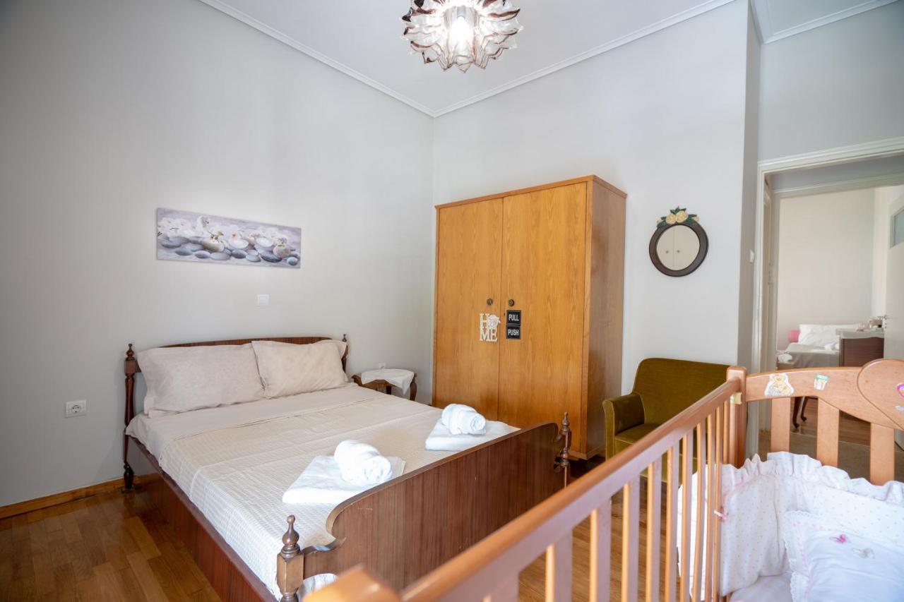 Family Apartment At Kalithea 2 Bedrooms 4 Pers เอเธนส์ ภายนอก รูปภาพ