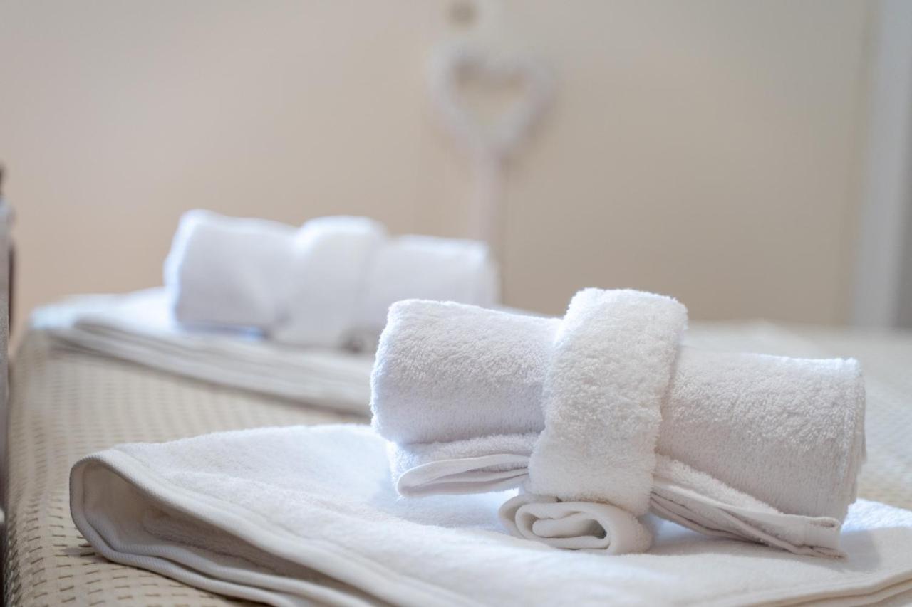 Family Apartment At Kalithea 2 Bedrooms 4 Pers เอเธนส์ ภายนอก รูปภาพ