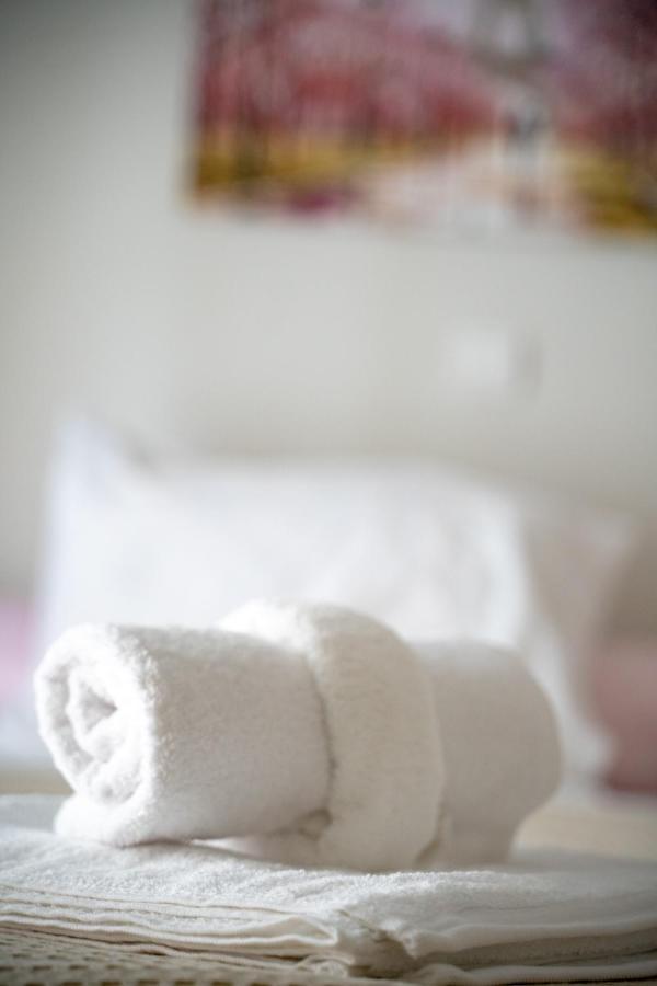 Family Apartment At Kalithea 2 Bedrooms 4 Pers เอเธนส์ ภายนอก รูปภาพ