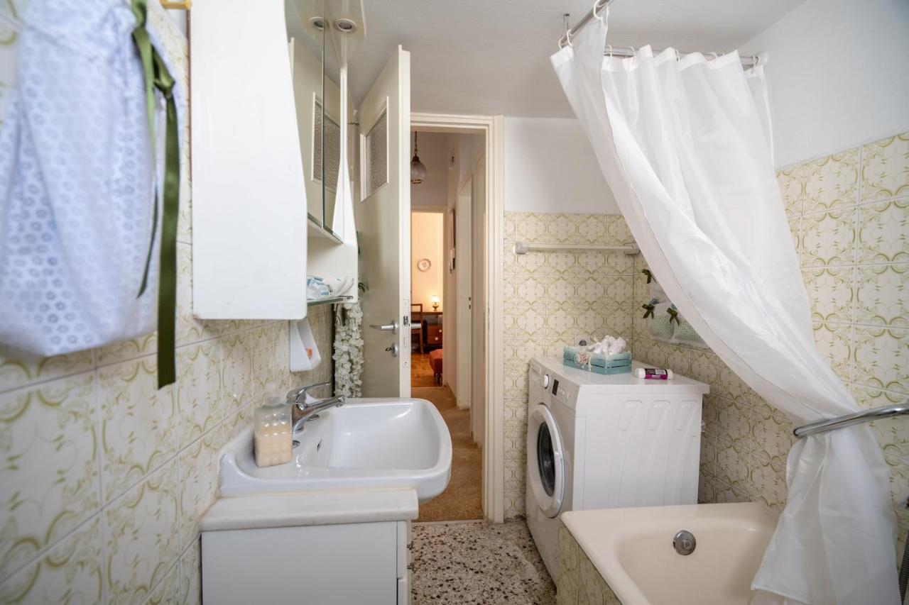 Family Apartment At Kalithea 2 Bedrooms 4 Pers เอเธนส์ ภายนอก รูปภาพ