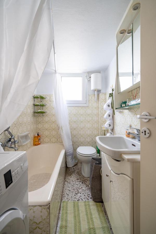 Family Apartment At Kalithea 2 Bedrooms 4 Pers เอเธนส์ ภายนอก รูปภาพ
