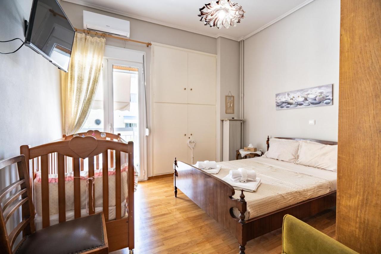 Family Apartment At Kalithea 2 Bedrooms 4 Pers เอเธนส์ ภายนอก รูปภาพ